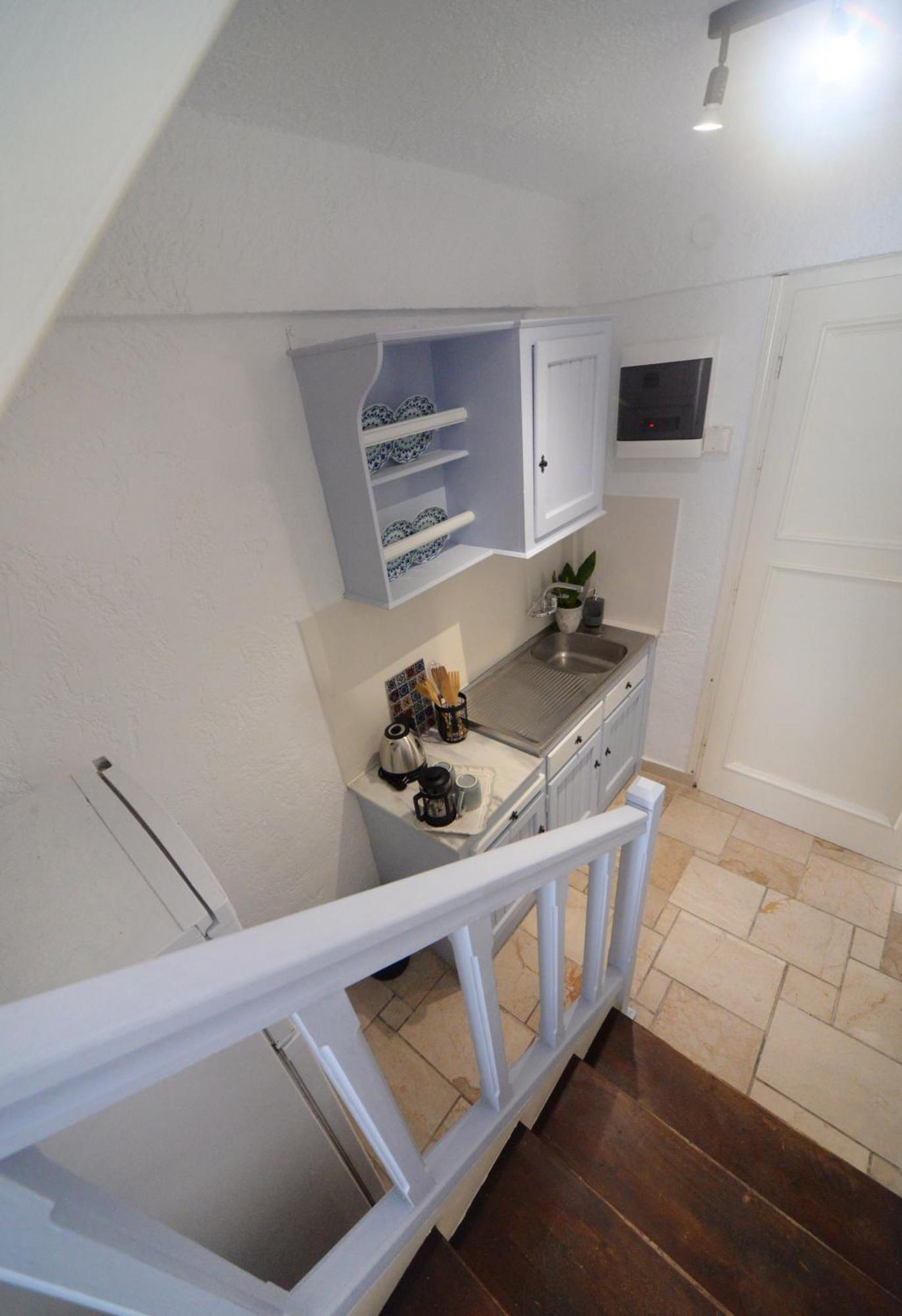 Anthelia Apartments Myrties Extérieur photo